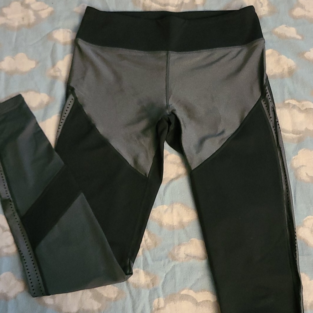 Fabletics leggings